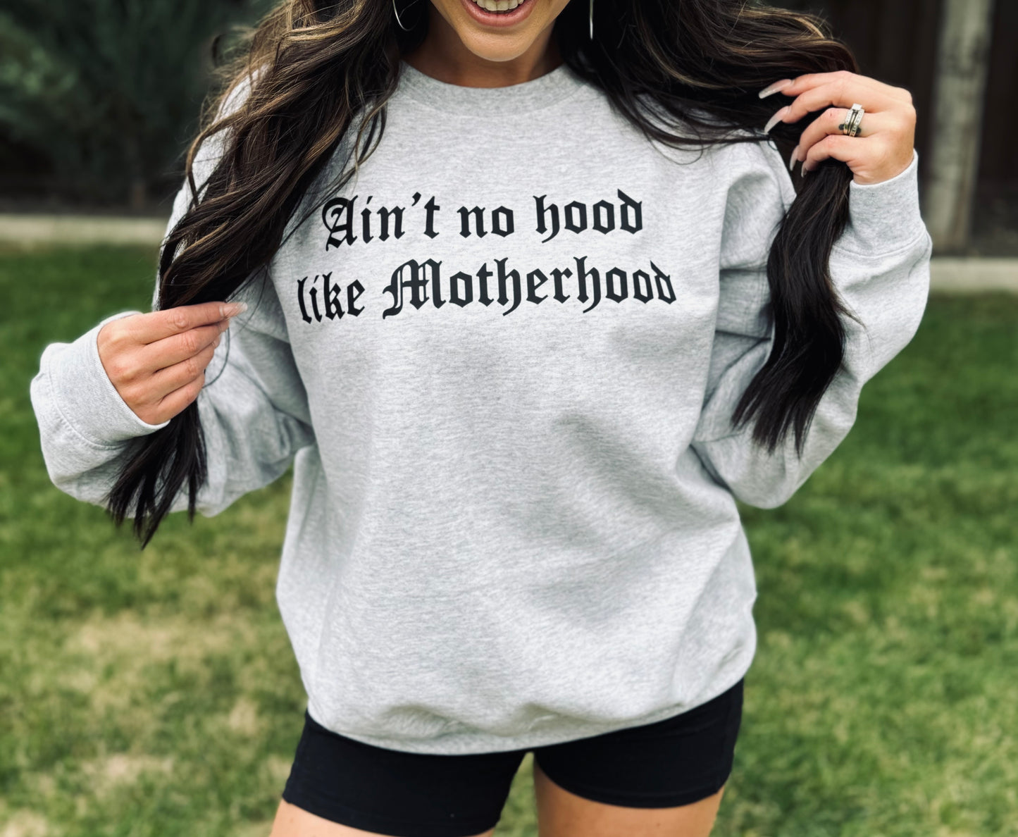 (PRE ORDER) Ain't No Hood Like Motherhood Crew